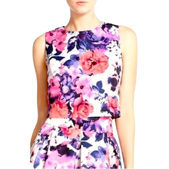 Eliza J Floral Crop Blouse - Picture 1 of 6